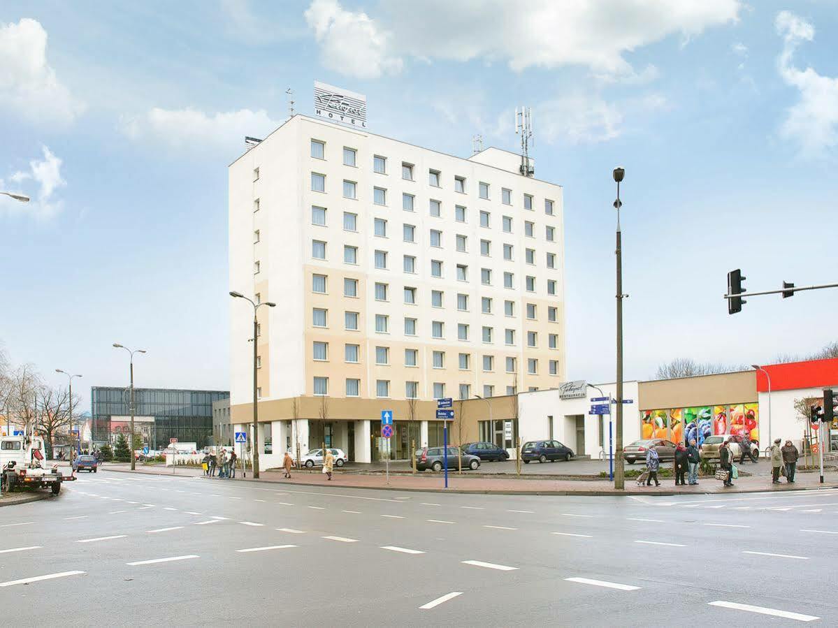 Hotel Petropol Płock Eksteriør billede
